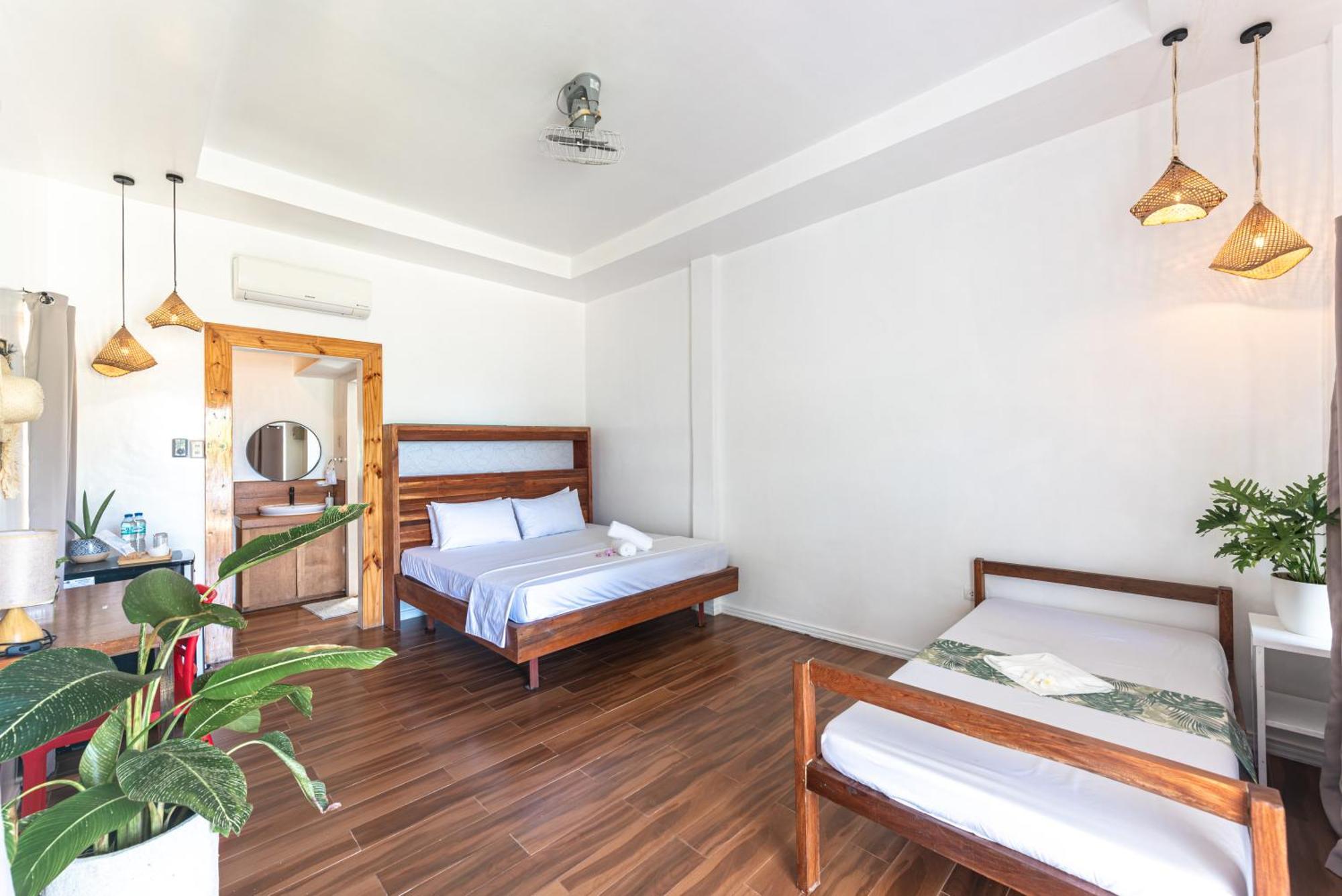Yama Apartments - Private Beachfront General Luna  Esterno foto