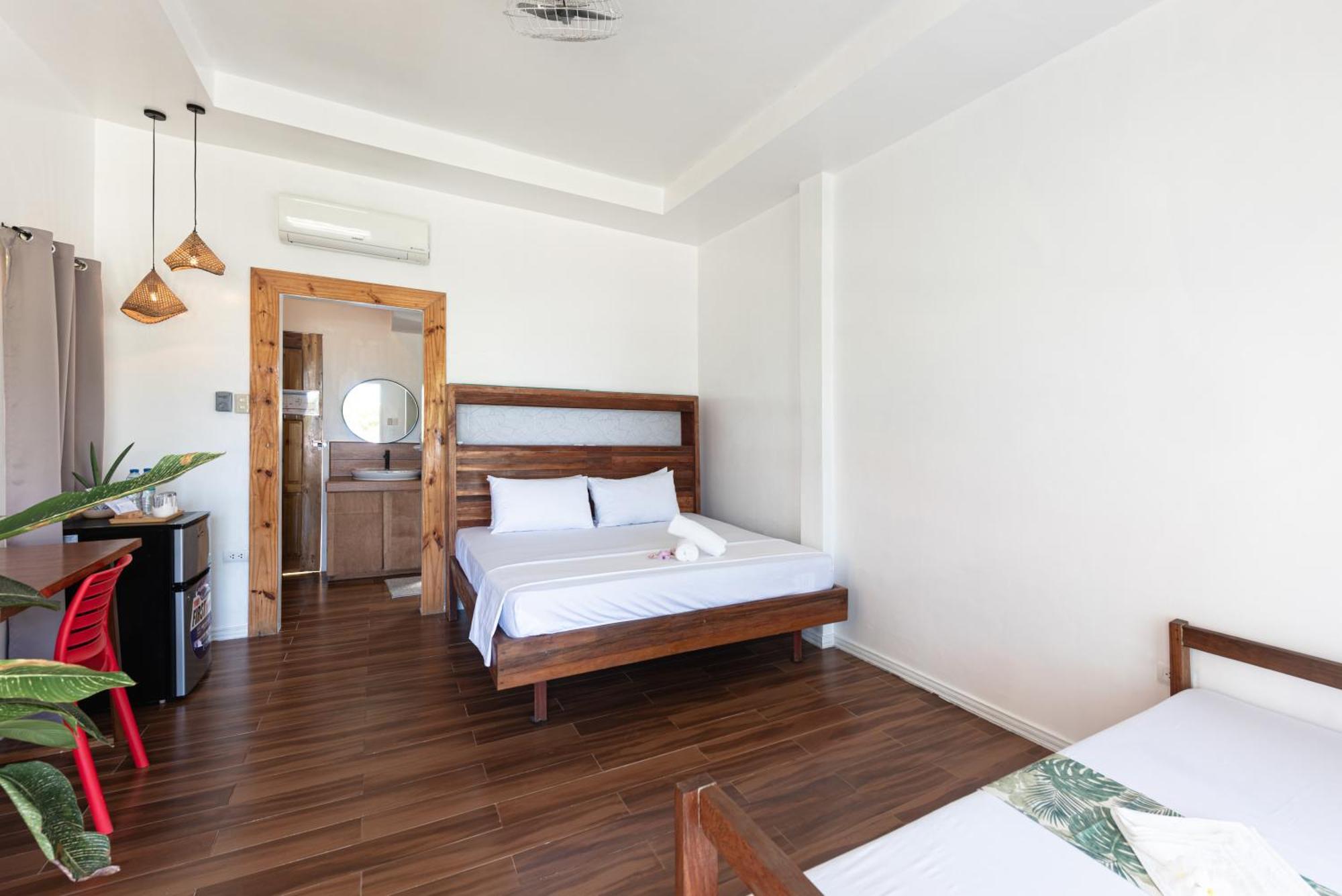Yama Apartments - Private Beachfront General Luna  Esterno foto