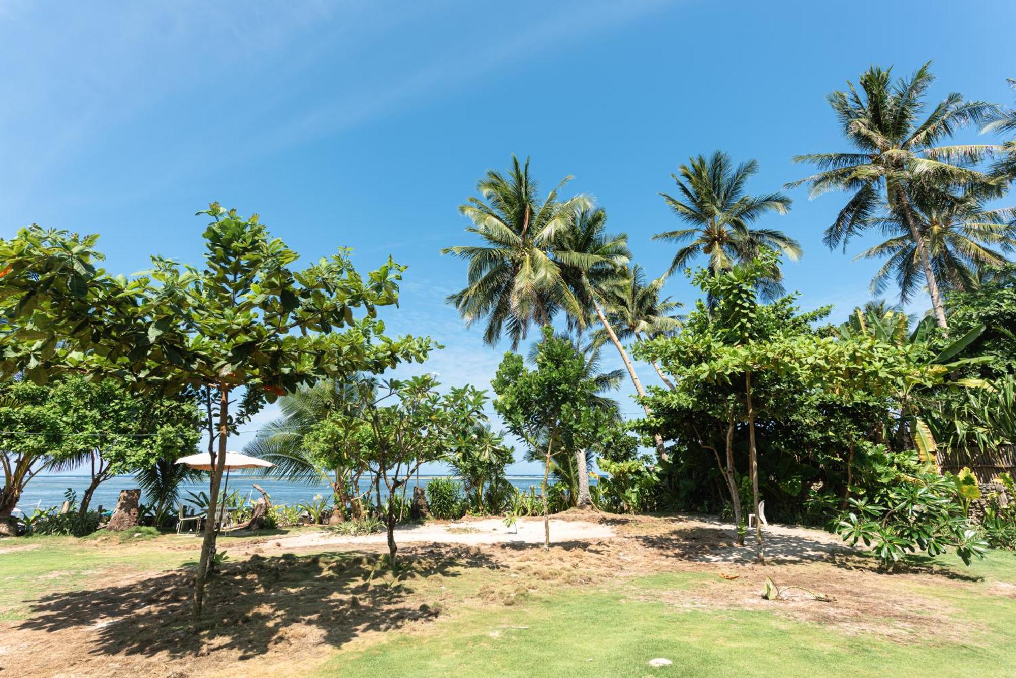 Yama Apartments - Private Beachfront General Luna  Esterno foto